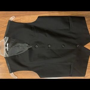 Black vest boys XL 18-20